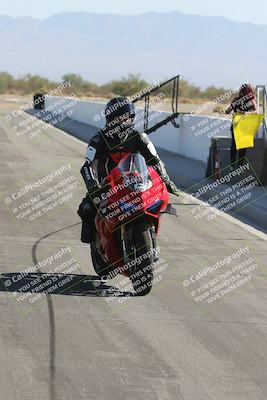 media/Sep-14-2025-2WTD (Sun) [[49ad454cd4]]/1-Around the Pits/